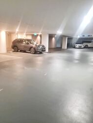 8 Saint Thomas (D9), Condominium #620131311
